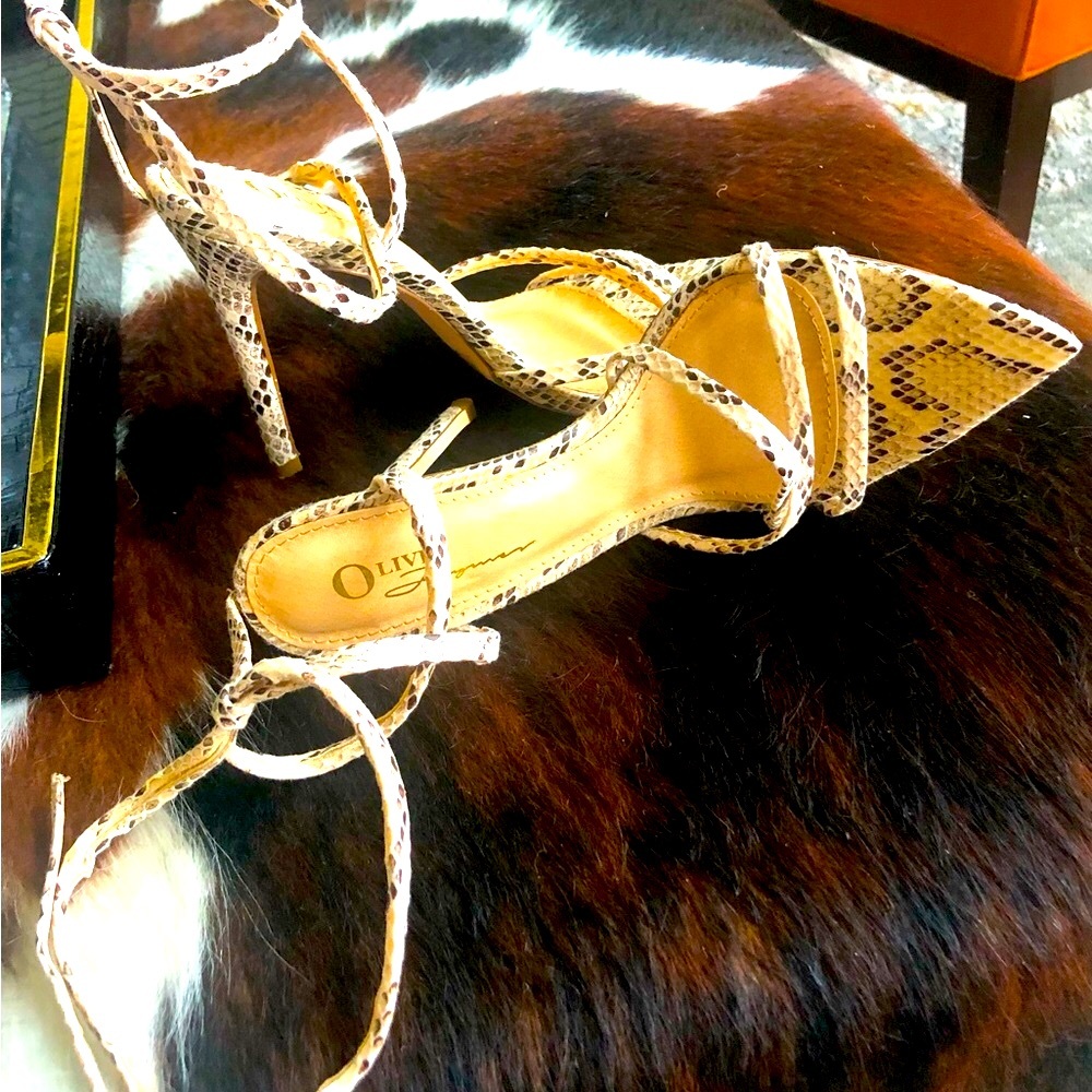 Olivia Animal Print Strappy Tie up Sandals -  Pristine Sz 8